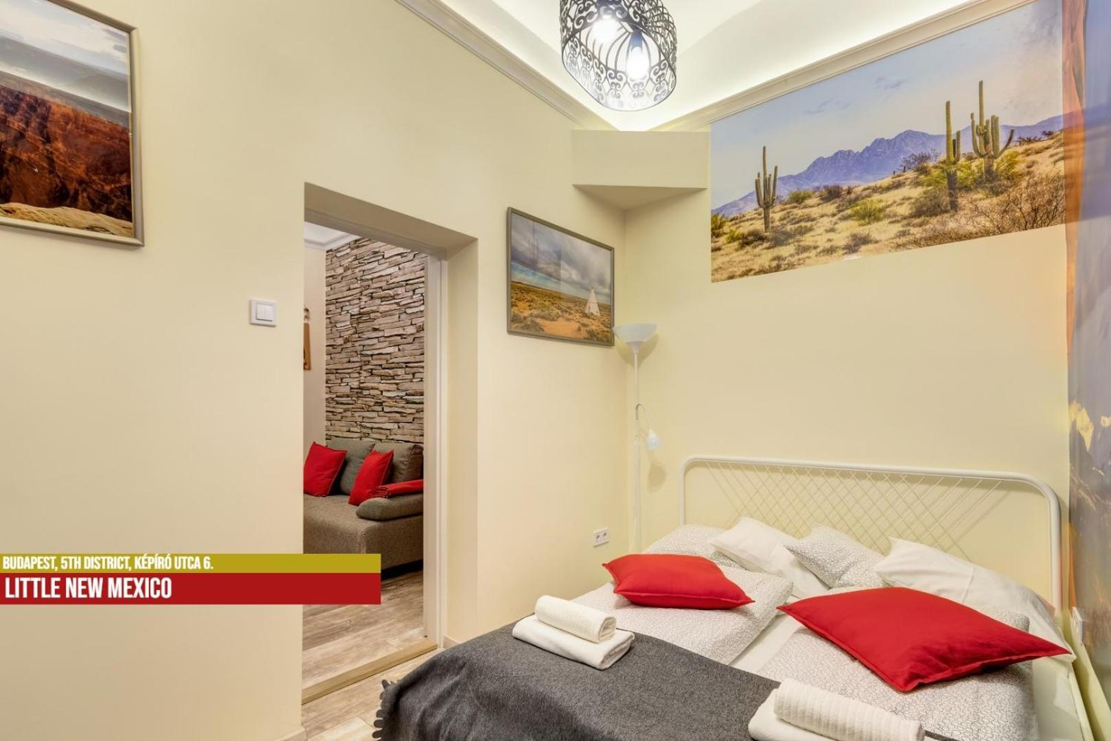 Little Americas Main Street Apartments Budapest Extérieur photo