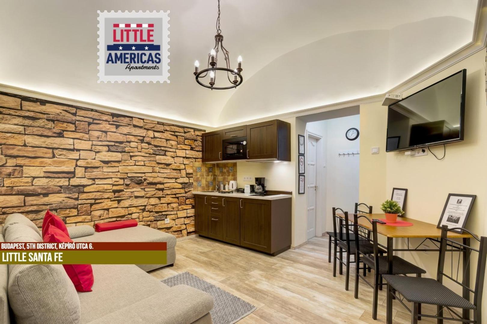 Little Americas Main Street Apartments Budapest Extérieur photo