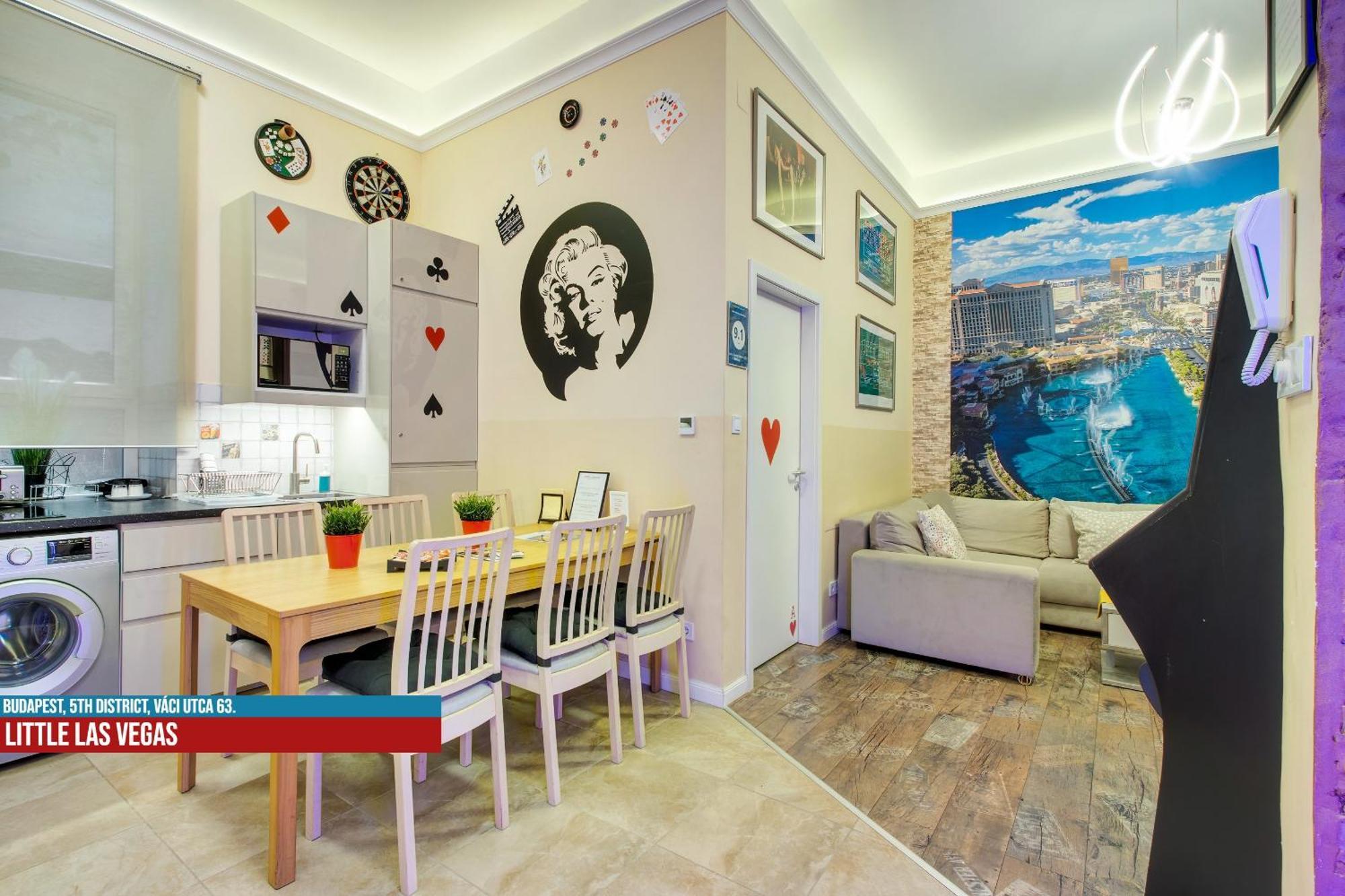 Little Americas Main Street Apartments Budapest Extérieur photo