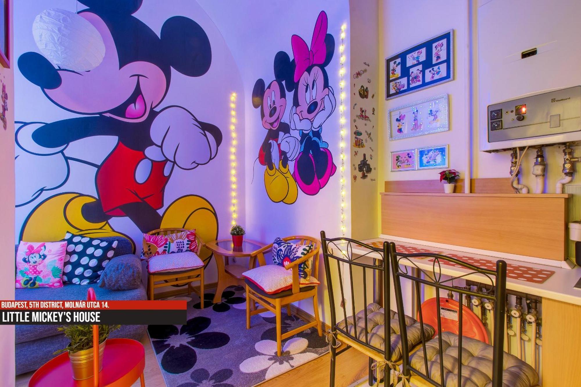 Little Americas Main Street Apartments Budapest Extérieur photo